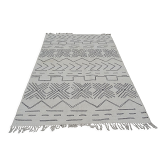 Woven cotton carpet embroidered patterns ethnic Berber style 249 x 156