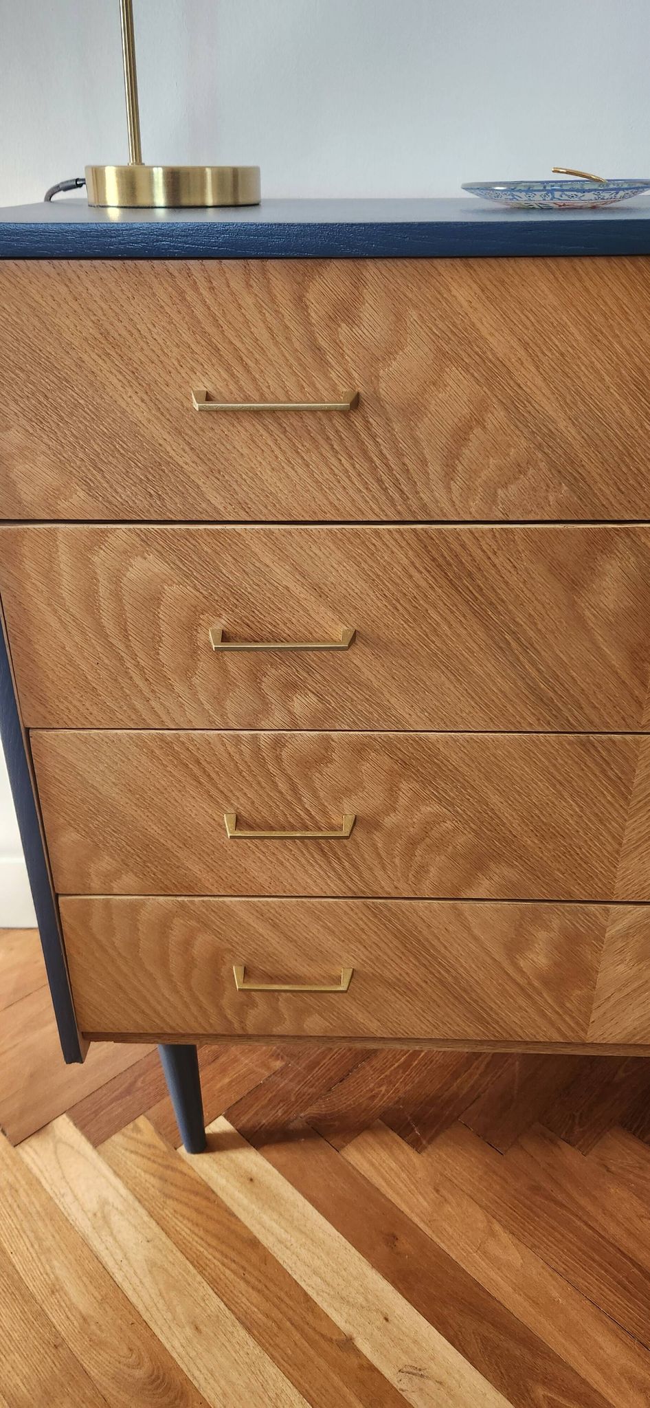 Commode 4 tiroirs bois bleue à chevrons