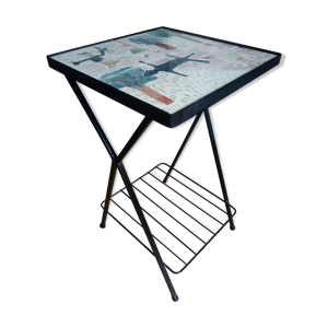 Table d'appoint en métal