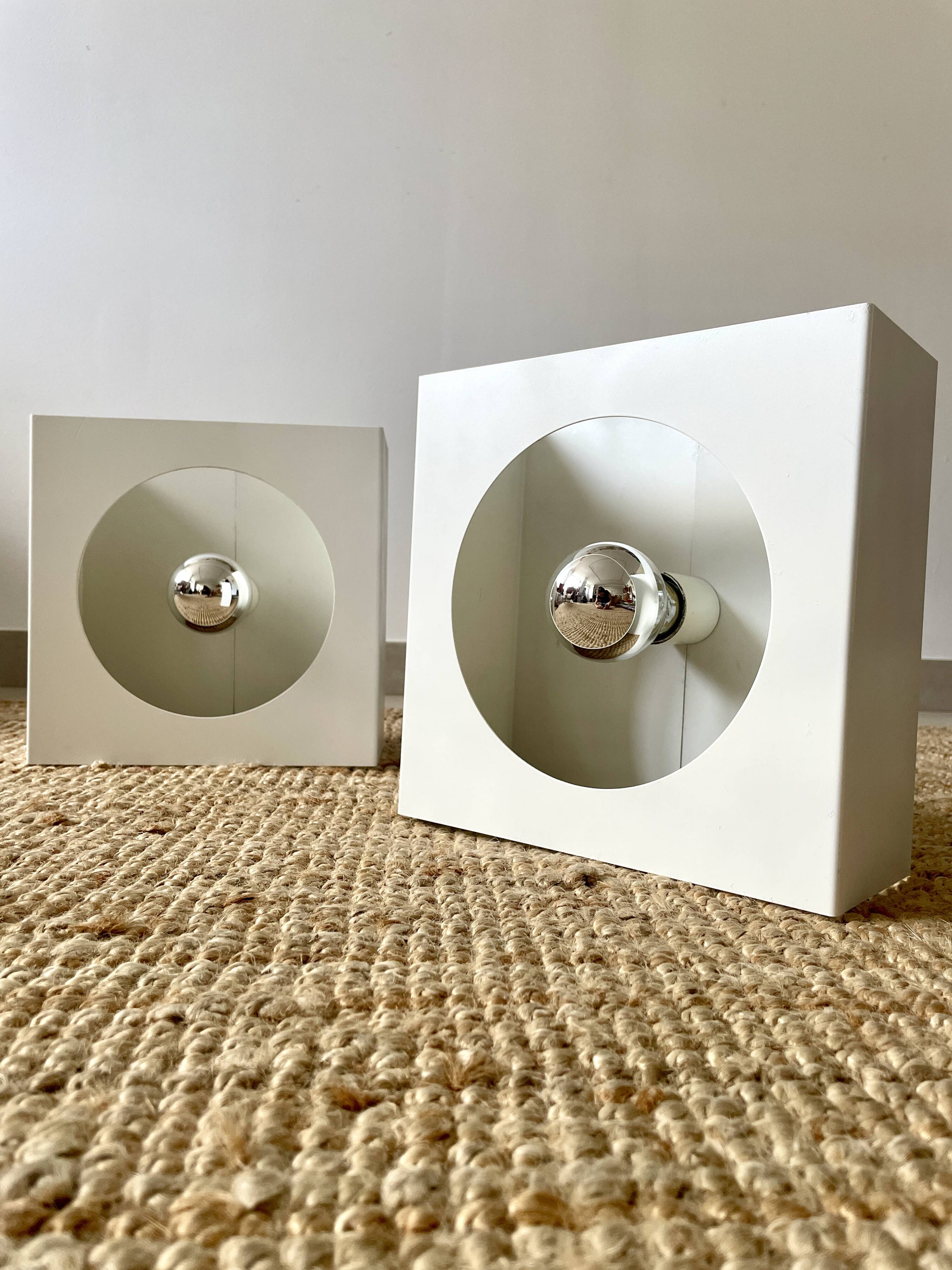 Pair of Disderot wall lights model 2091