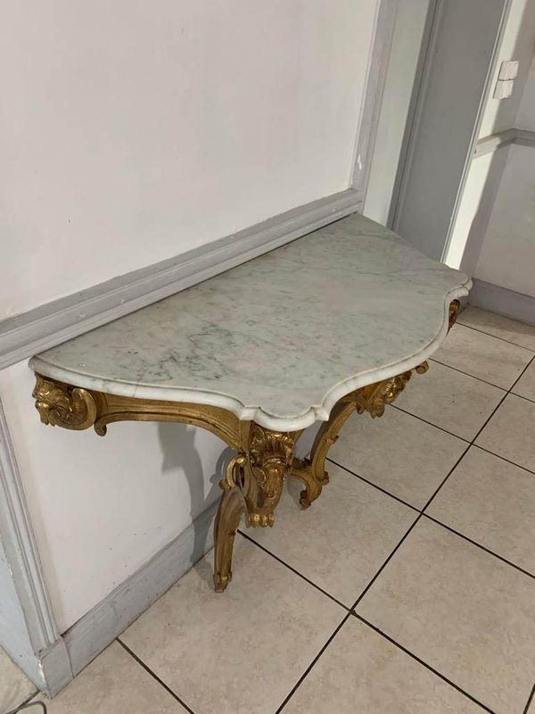Console style louis xv, bois dorée et marbre, xixème siècle
