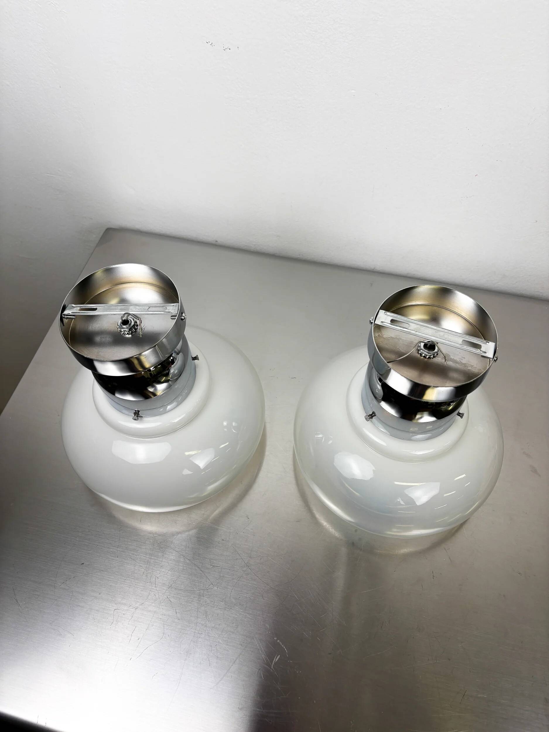 Pair of Toni Zuccheri wall lights, Murano handblown glass, Italy, 1970s