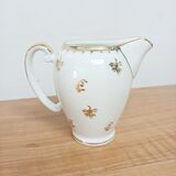 Coffee set in white and gold porcelain