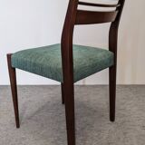 Série de 4 chaises scandinaves en teck, années 60-70
