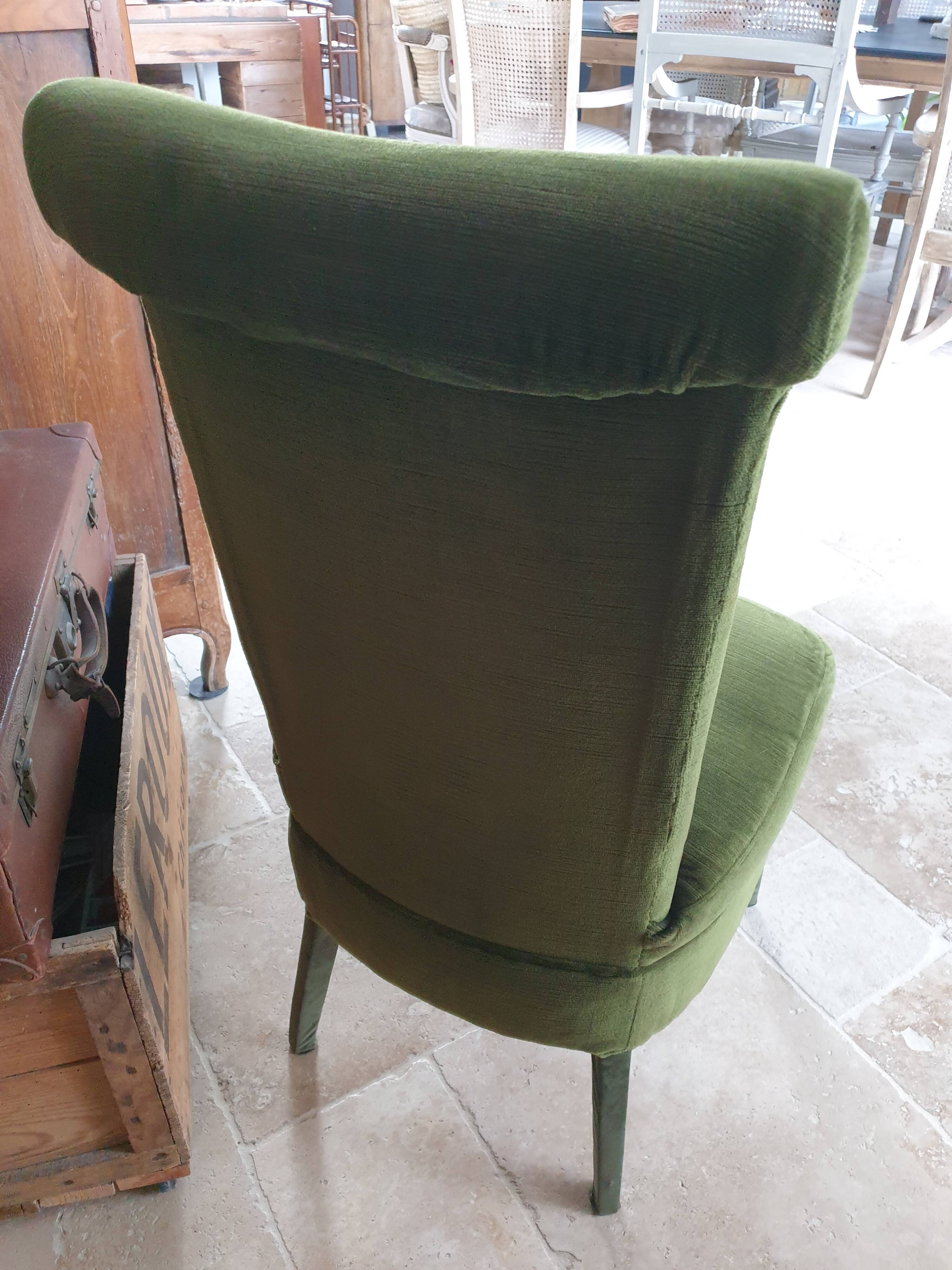 Velvet chair