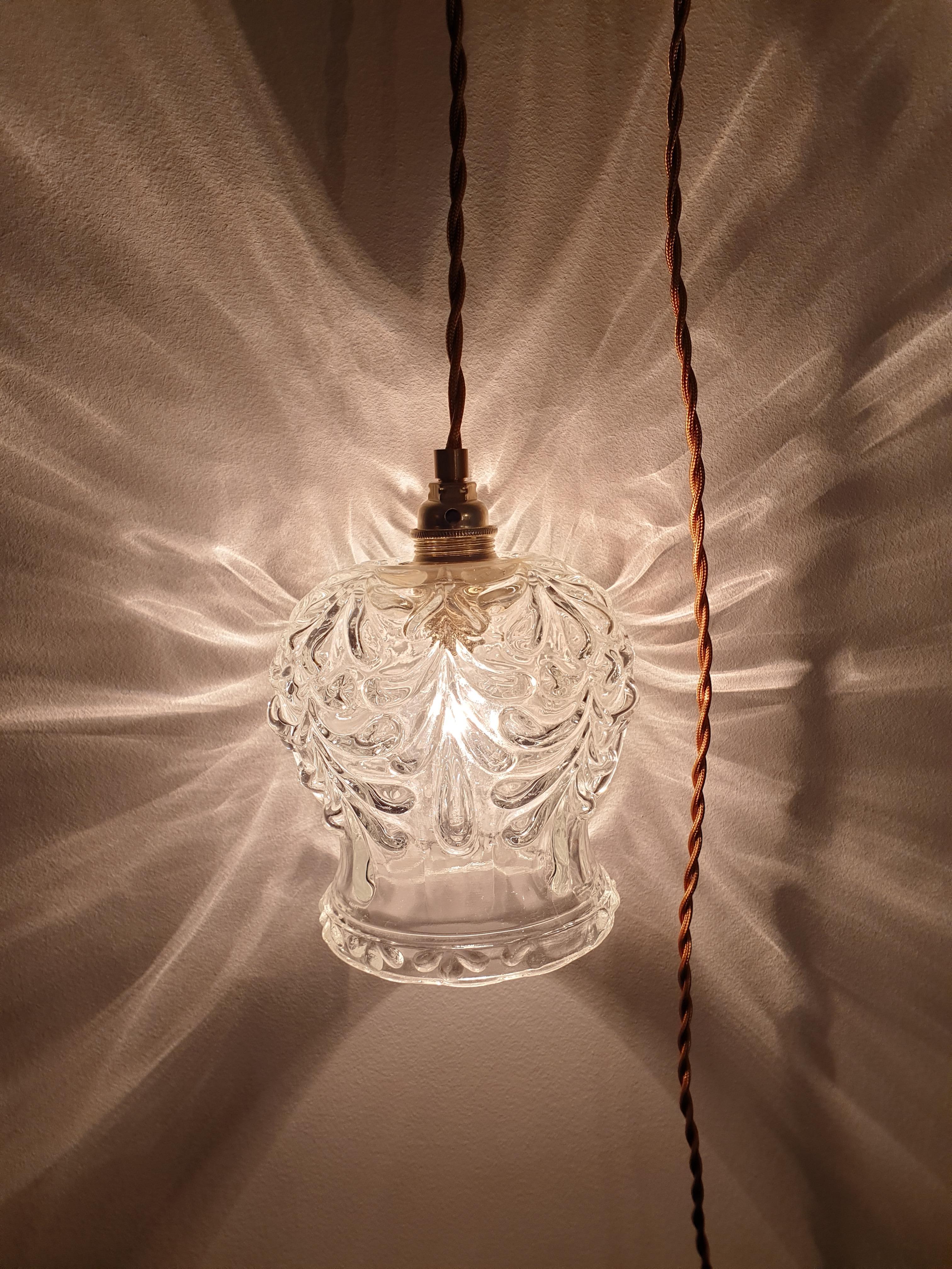 Glass hanging lamp