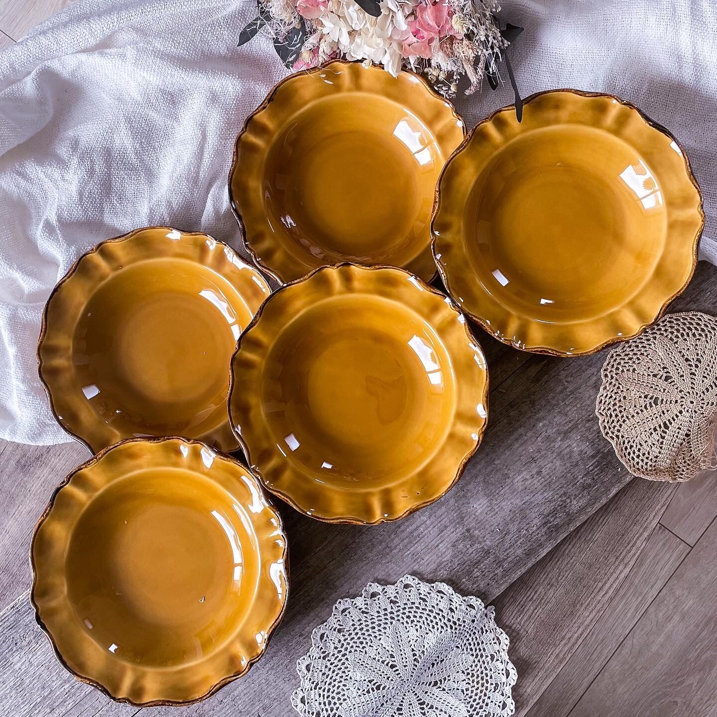 5 hollow plates Faience ADP