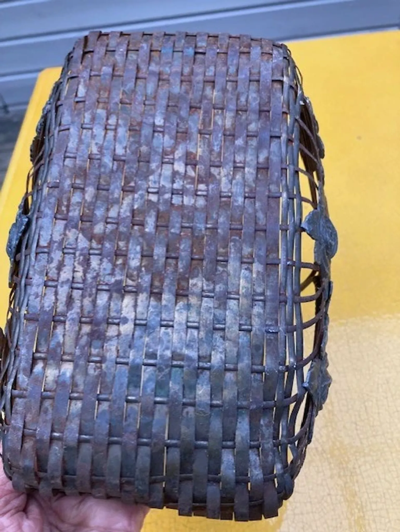 Metal basket in Art Deco style