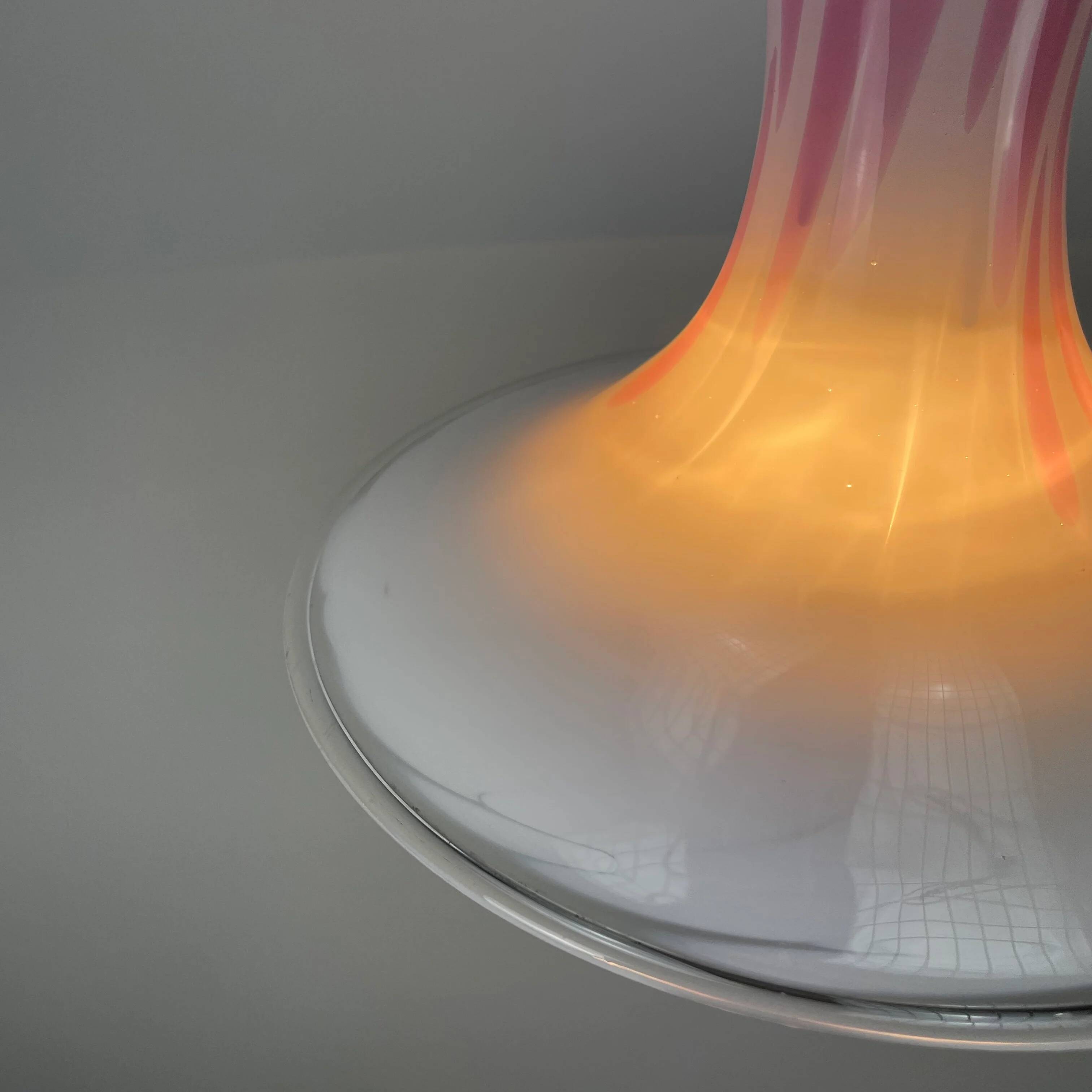 Suspension Mandarin blanche et rose par Michael Bang pour Holmegaard 1980