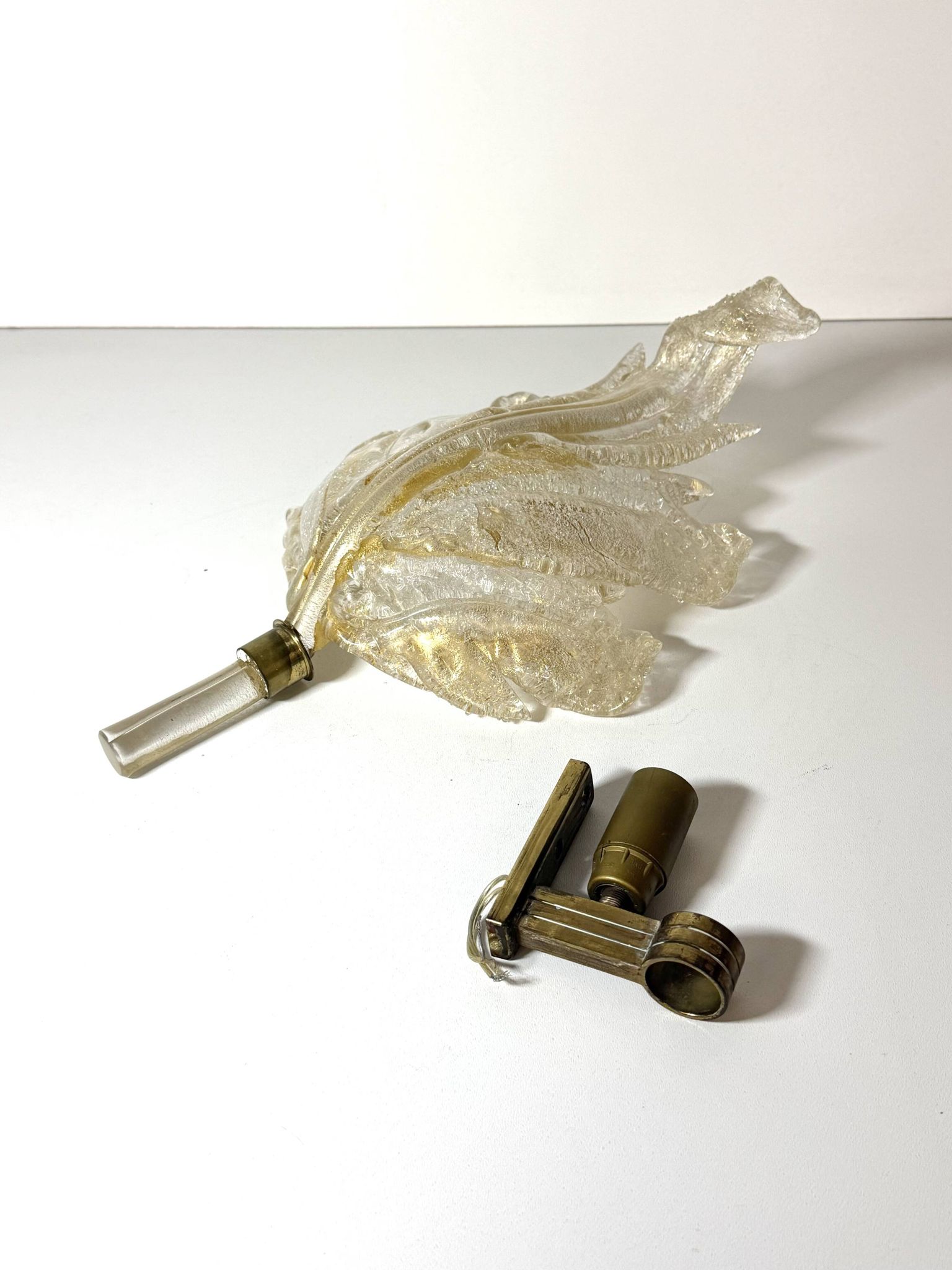 Large Vintage Murano Glass and Gold Leaf Wall Light by Barovier Toso, Italy