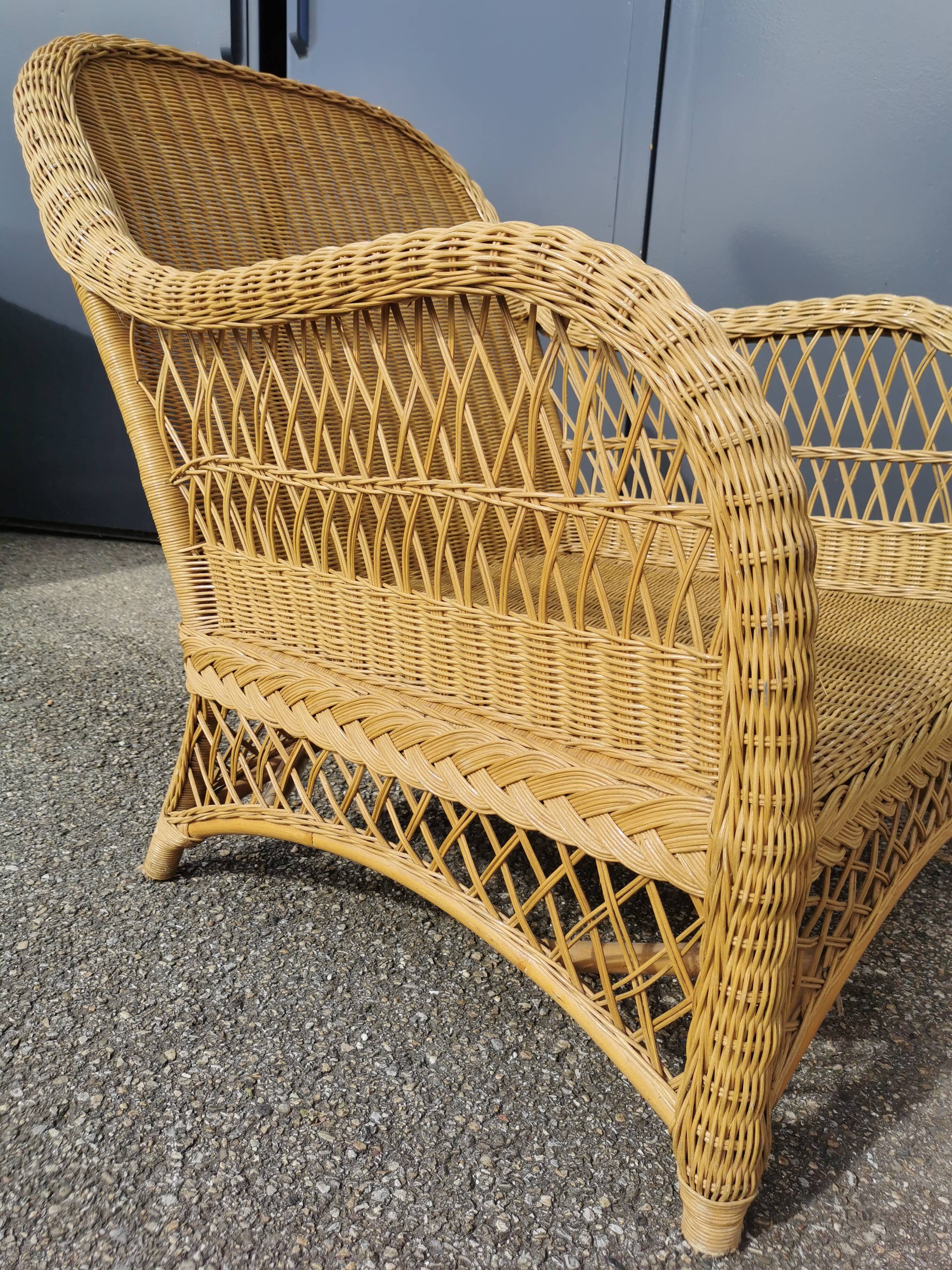 Complete rattan lounge from the 1950s