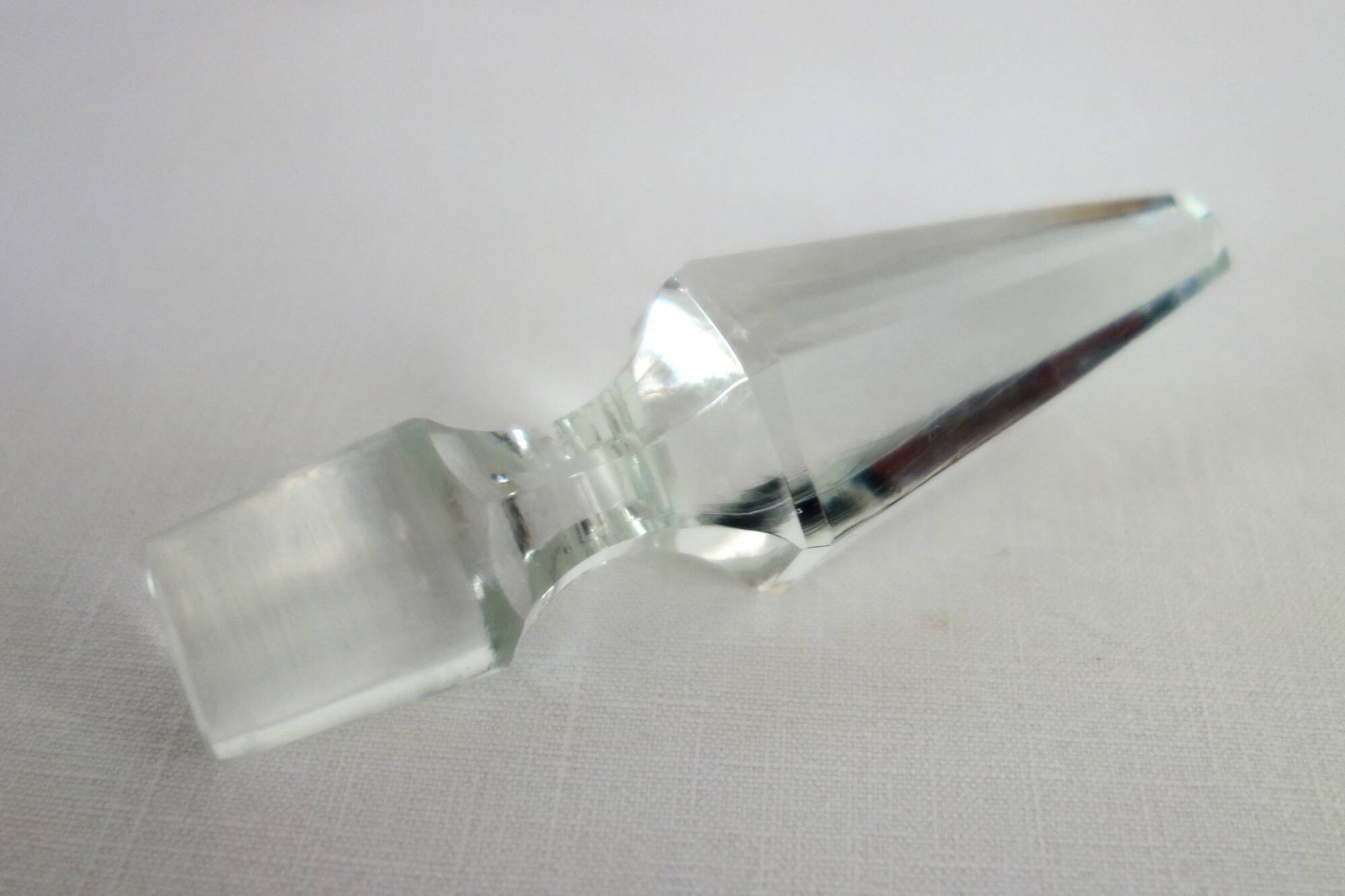 Old Saint Louis crystal wine carafe, Massenet model n°9