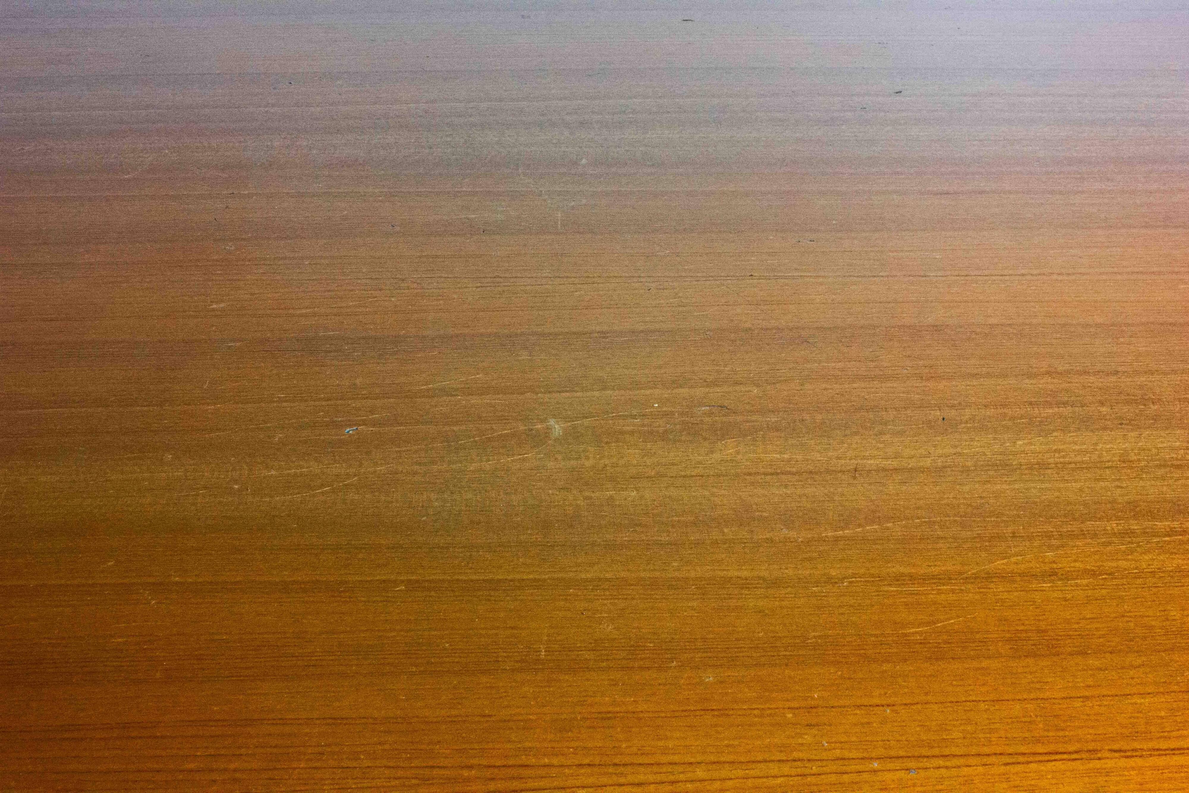 Large tulip table with wooden top by Eero Saarinen, Knoll International 1970s