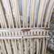 5 chaises en bois laqué blanc style Louis XVI