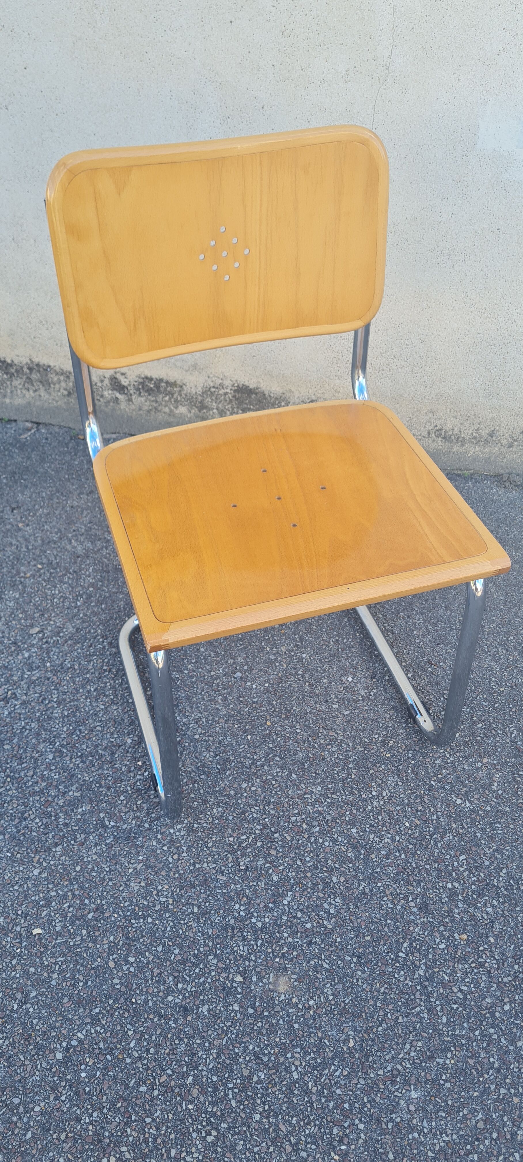 Cesca chair B32 by Marcel Breuer