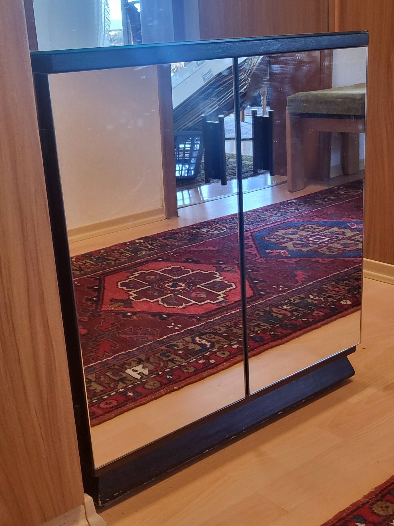 Petit meuble en verre miroir, France vers 1950