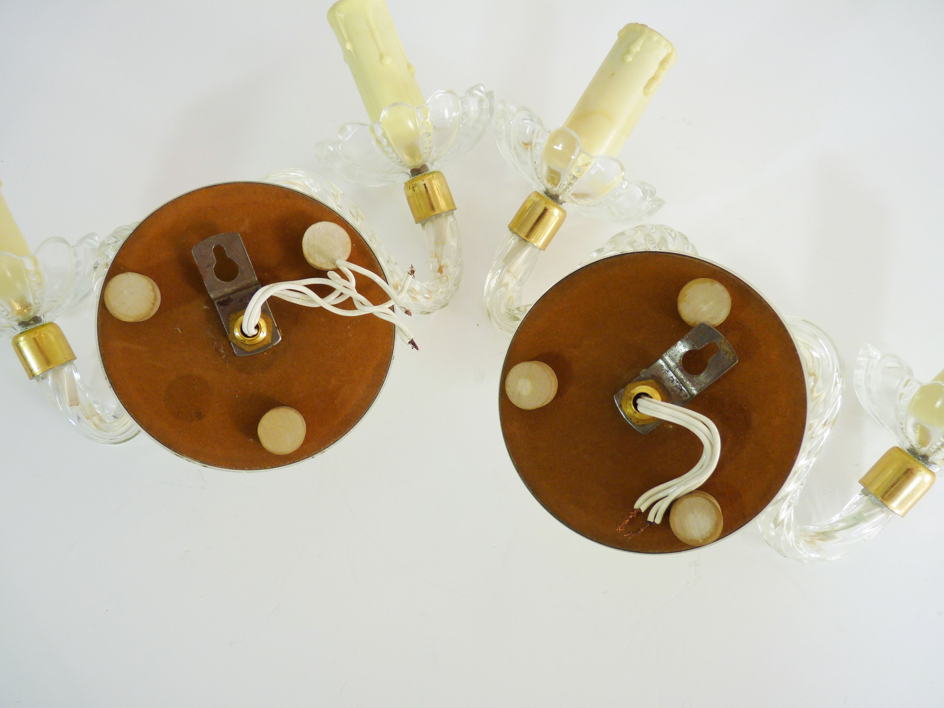 Magnificent pair of vintage wall sconces in glass and mirror, Murano style. Year 70