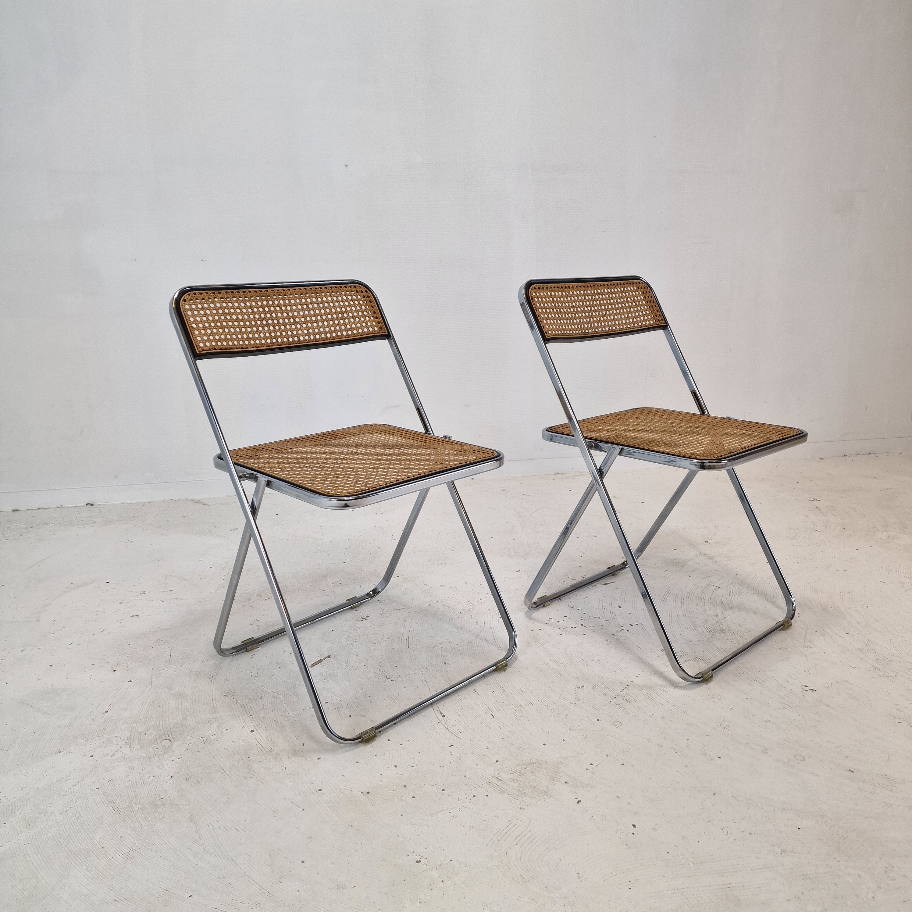 Italian pair of "Elios" folding chairs by Colle d'Elsa, 1980's