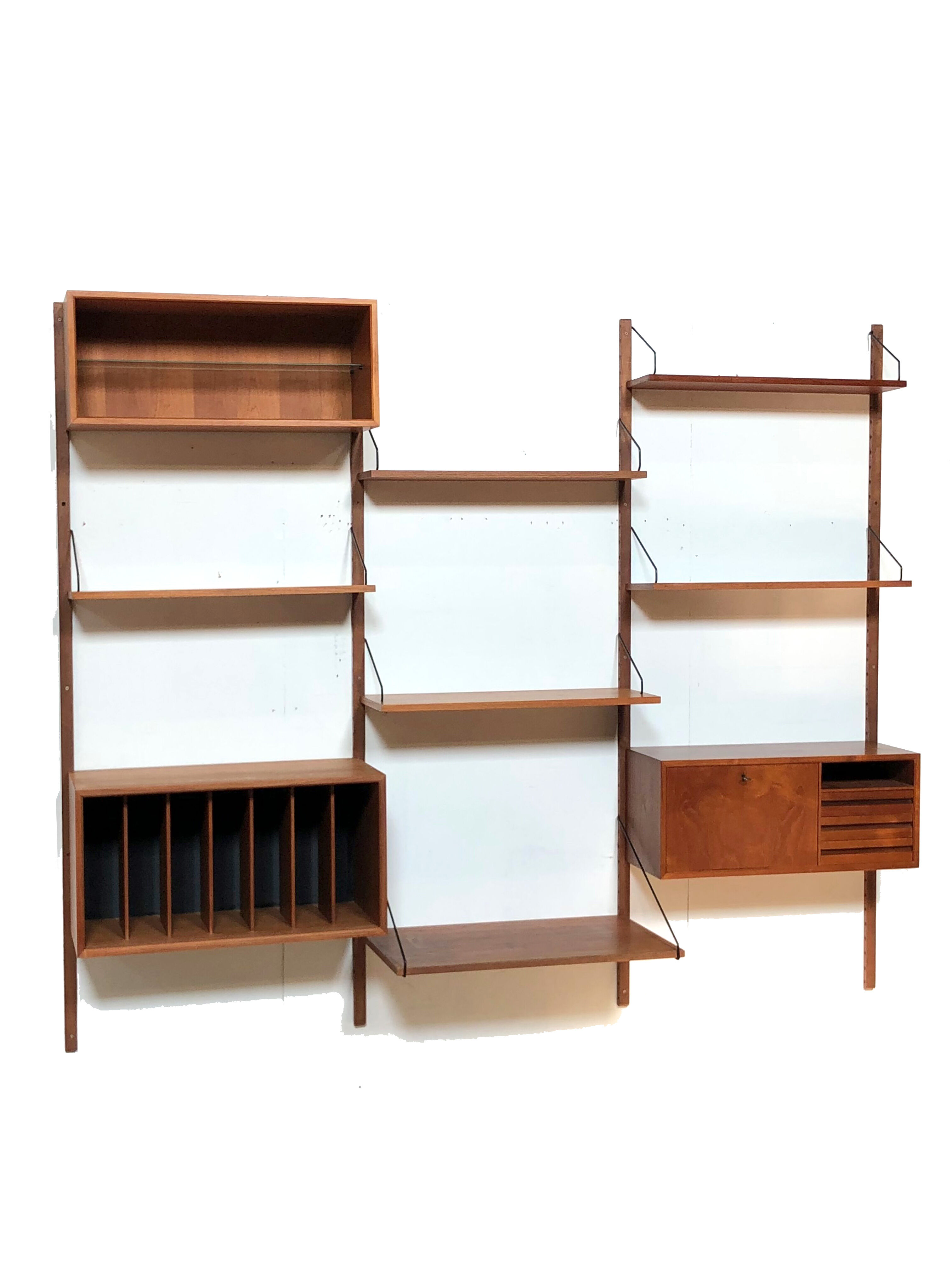 Poul Cadovius Royal System wall set