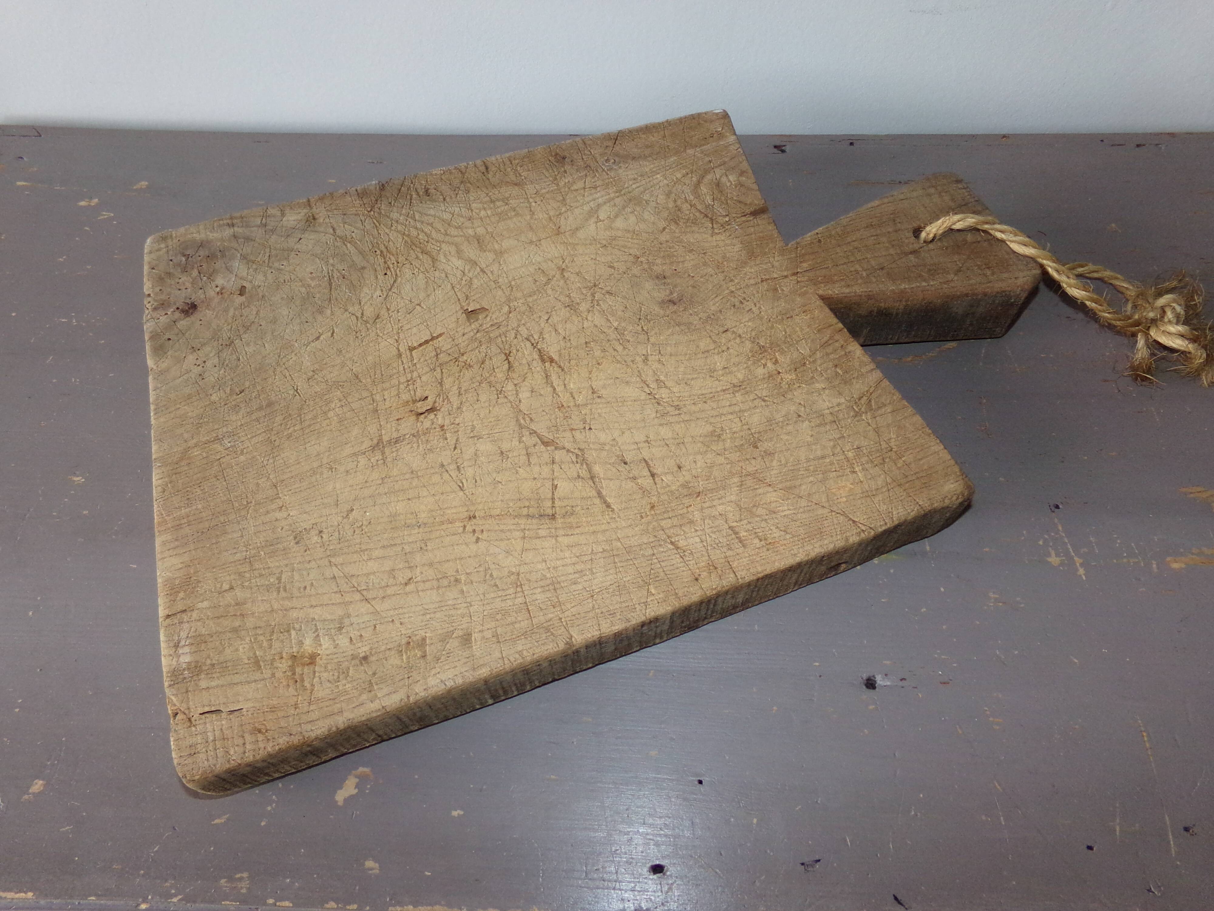 Old wooden cutting board, log
