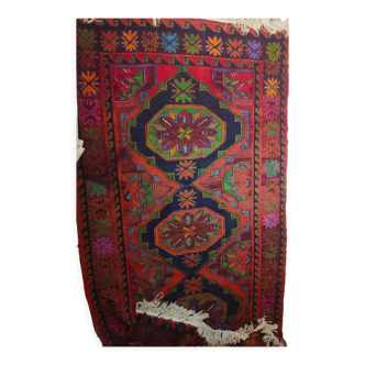 Vintage dagestani carpet
