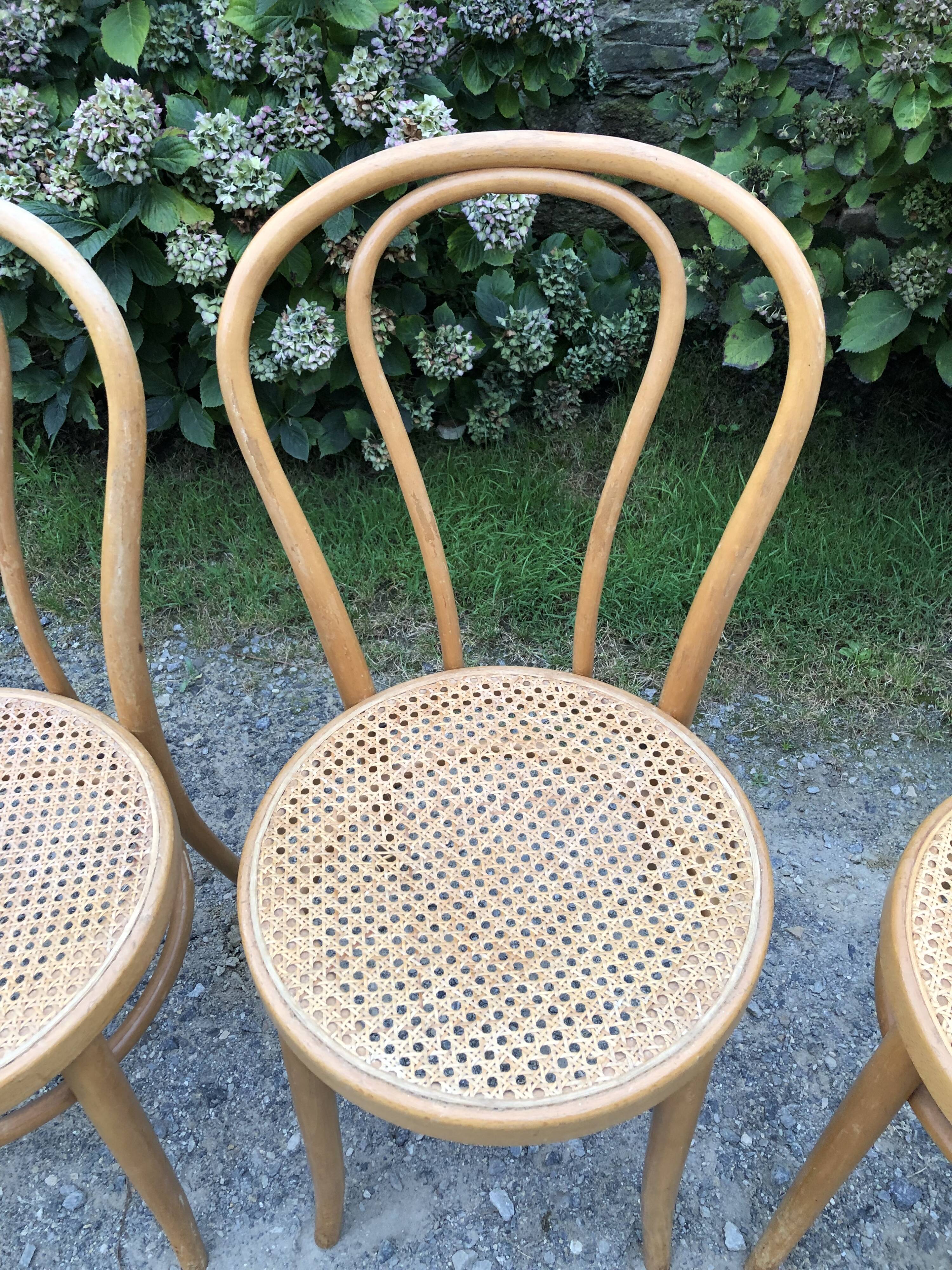 4 chaises bistrot vintage cannées