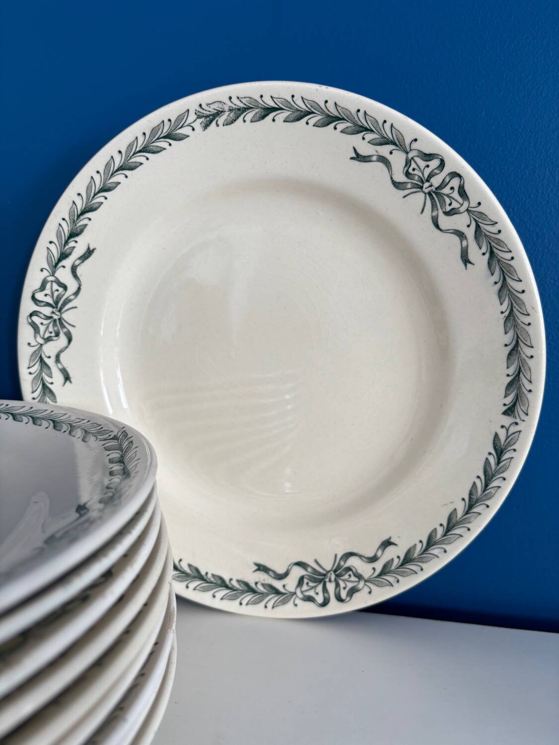 set of 10 old Longchamp flat plates, ironstone, Belleville