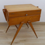 Boite à couture pied compas 1950