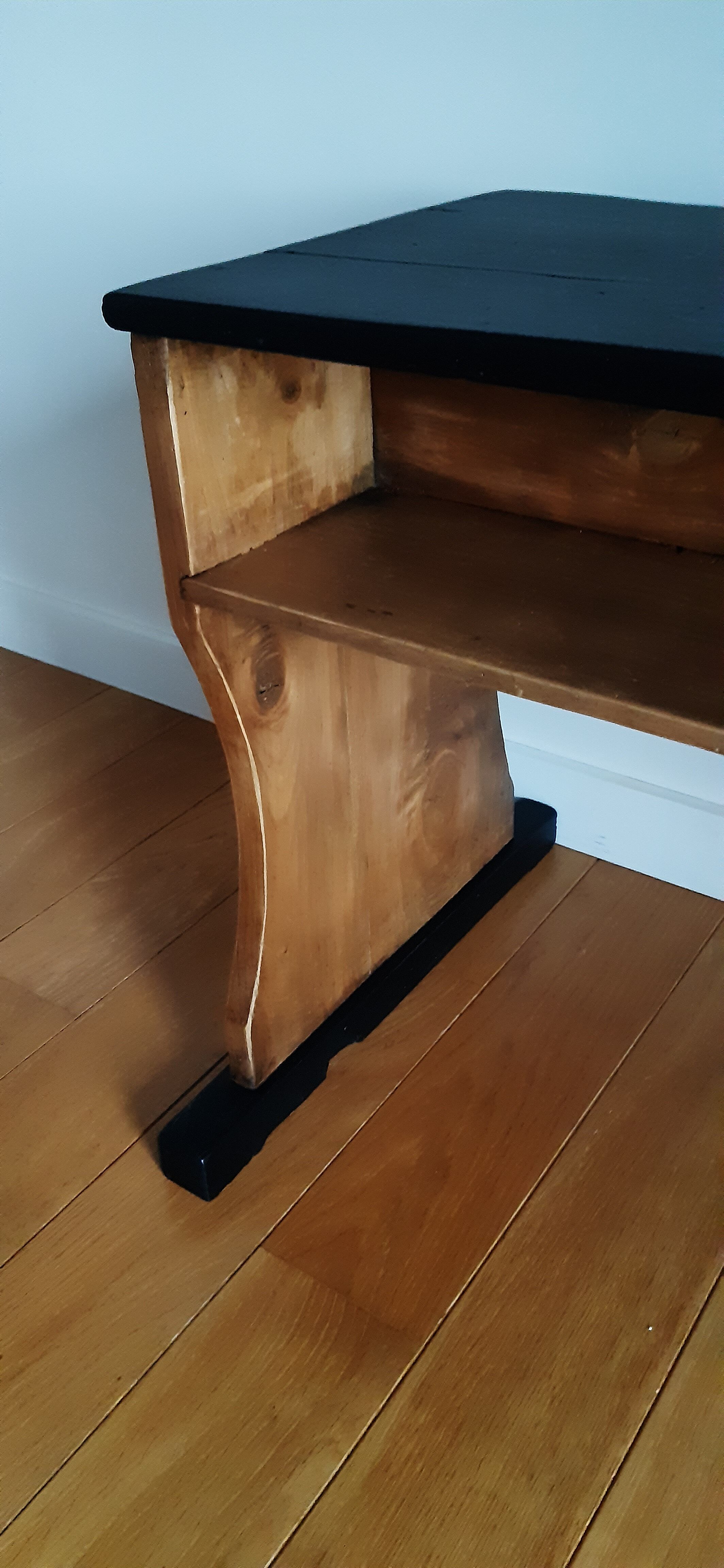 Ancien bureau d'écolier