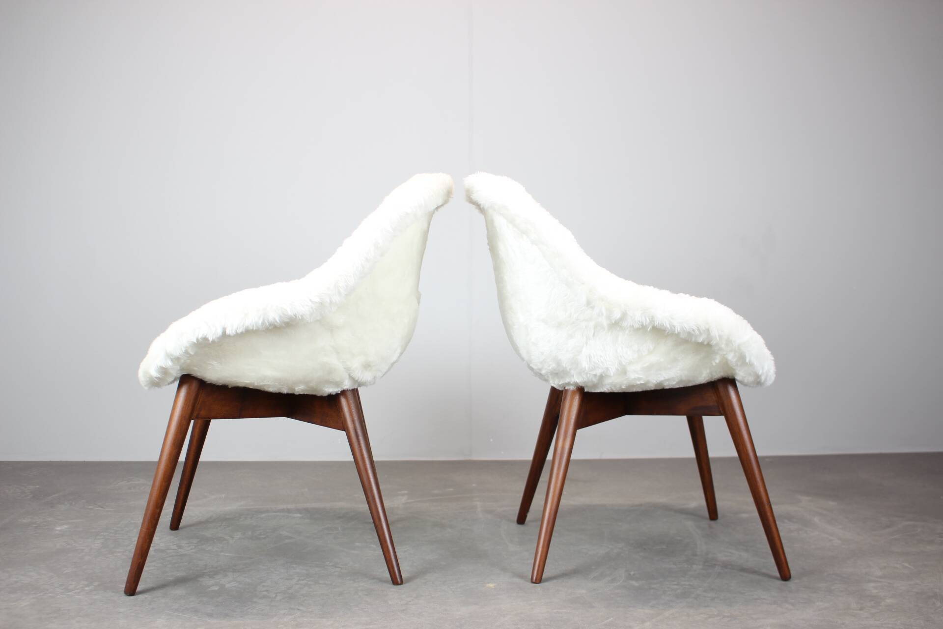 Pair of lounge chairs restored by Miroslav Navratil, 1960s