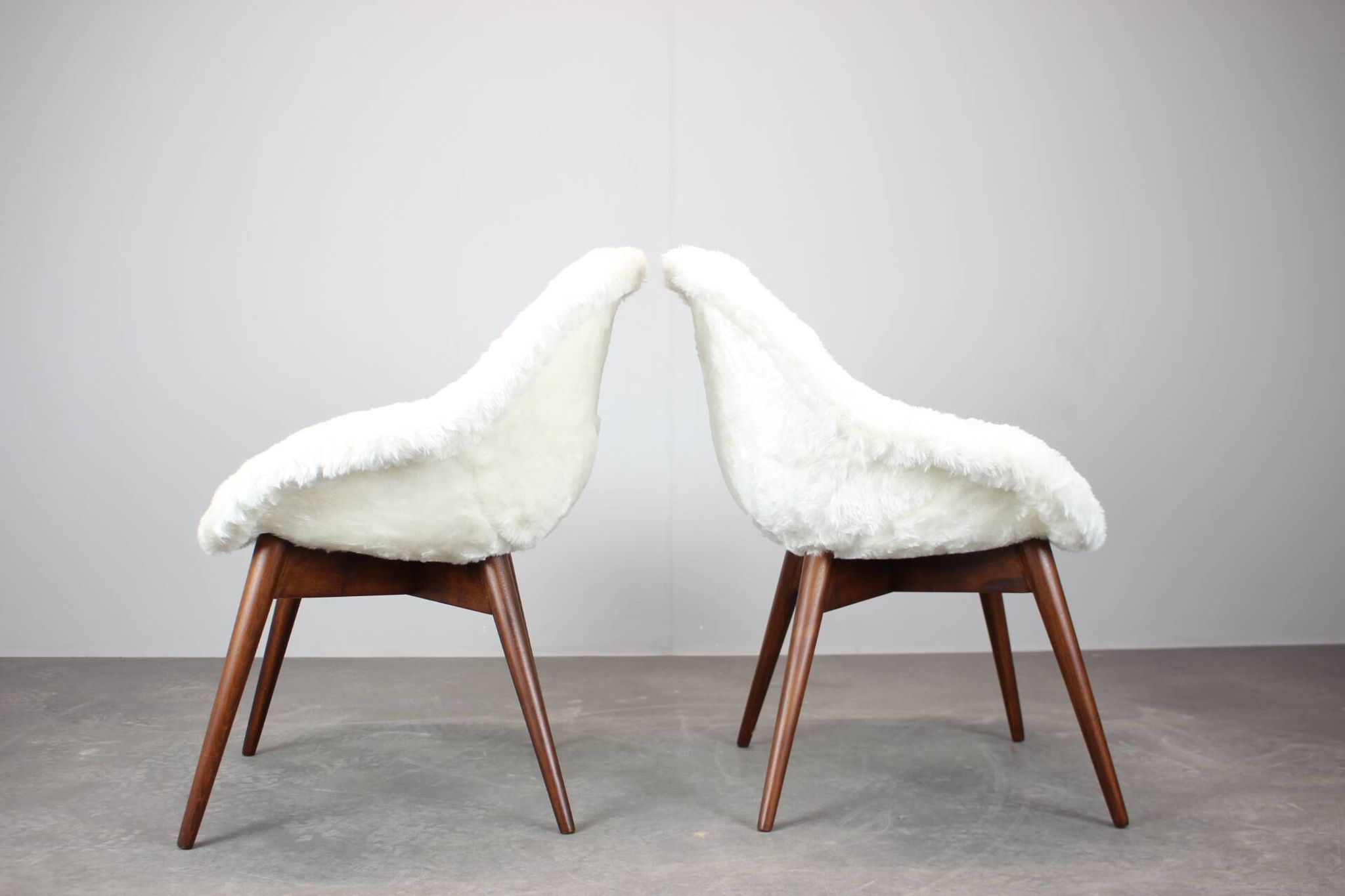 Pair of lounge chairs restored by Miroslav Navratil, 1960s