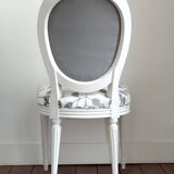 Chaise médaillon style Louis XVI
