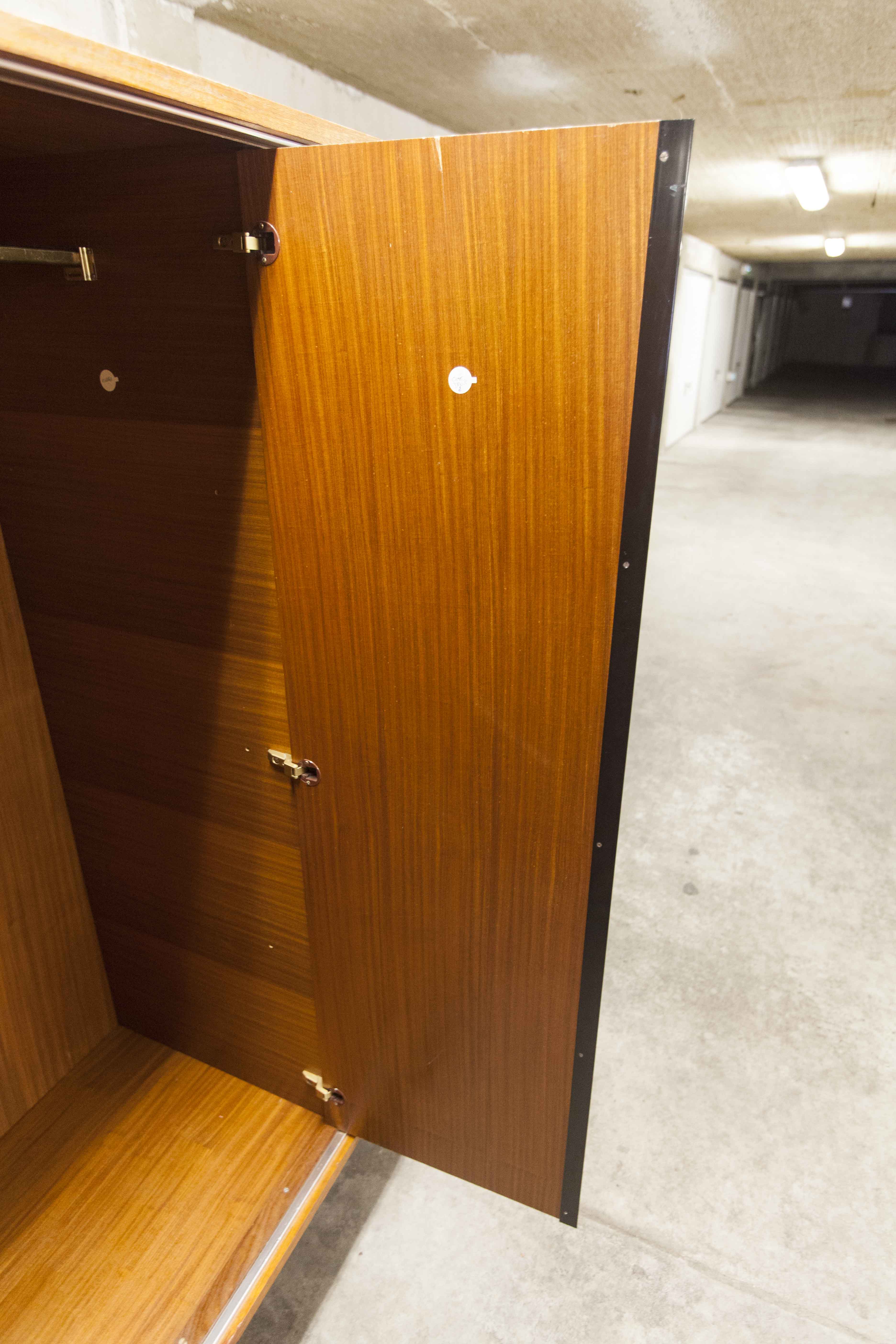 Wardrobe 1970 teak 4 doors half wardrobe half shelf 182 cm