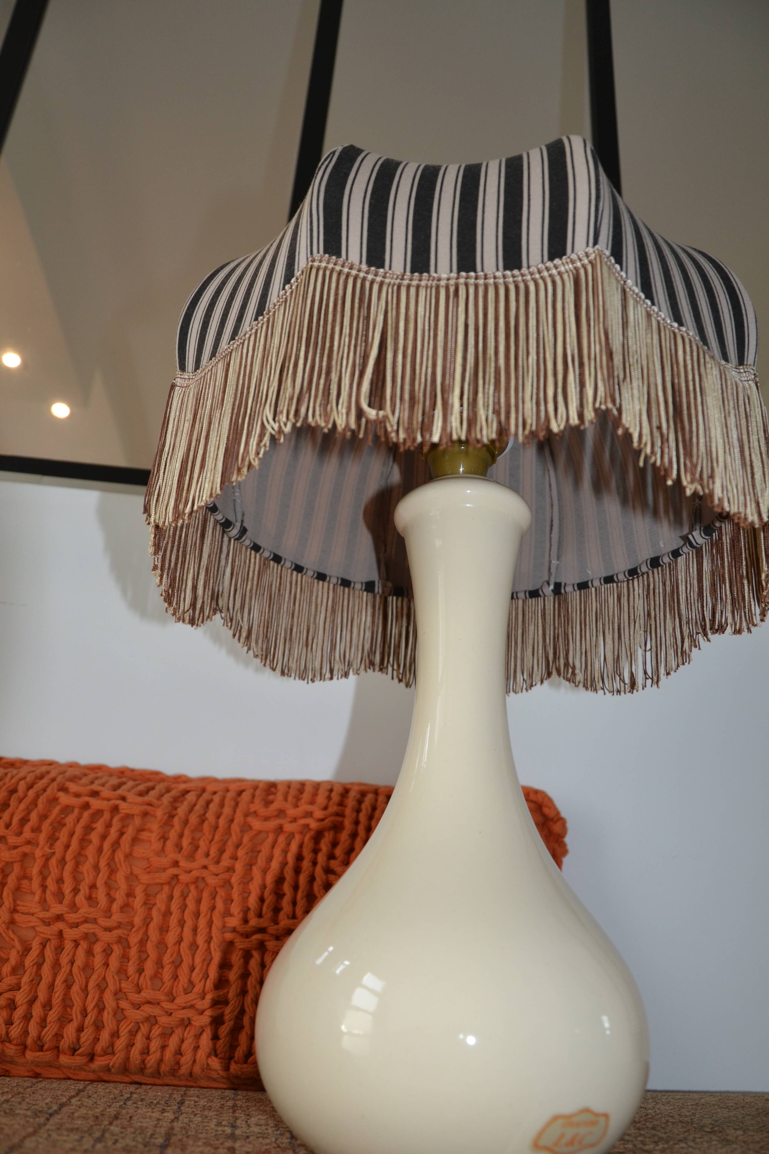 Antique ceramic lamp, L&C creation, lampshade refurbished