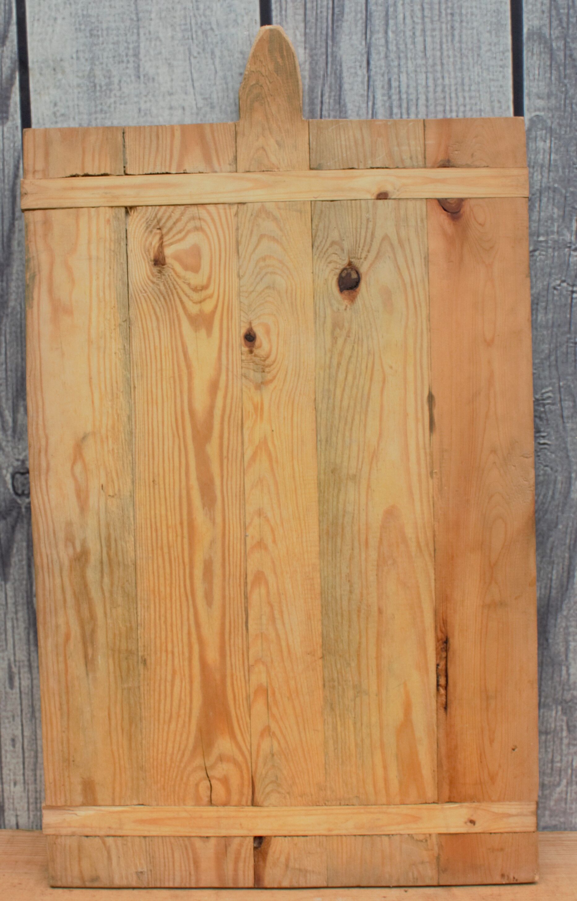 Vintage wooden cutting breadboard 7x 44.5 cm