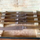 Set of 8 knives