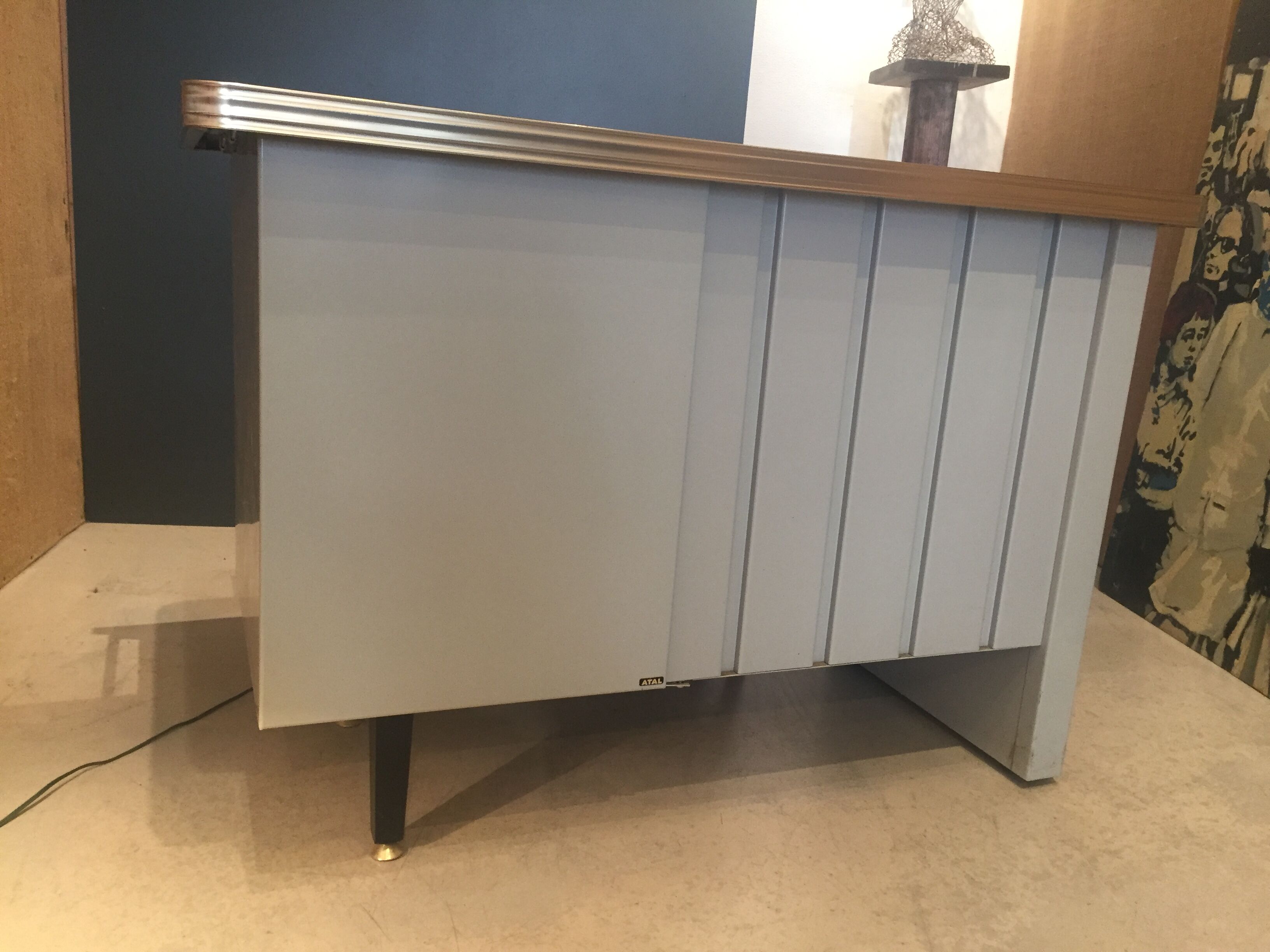 Small metal desk