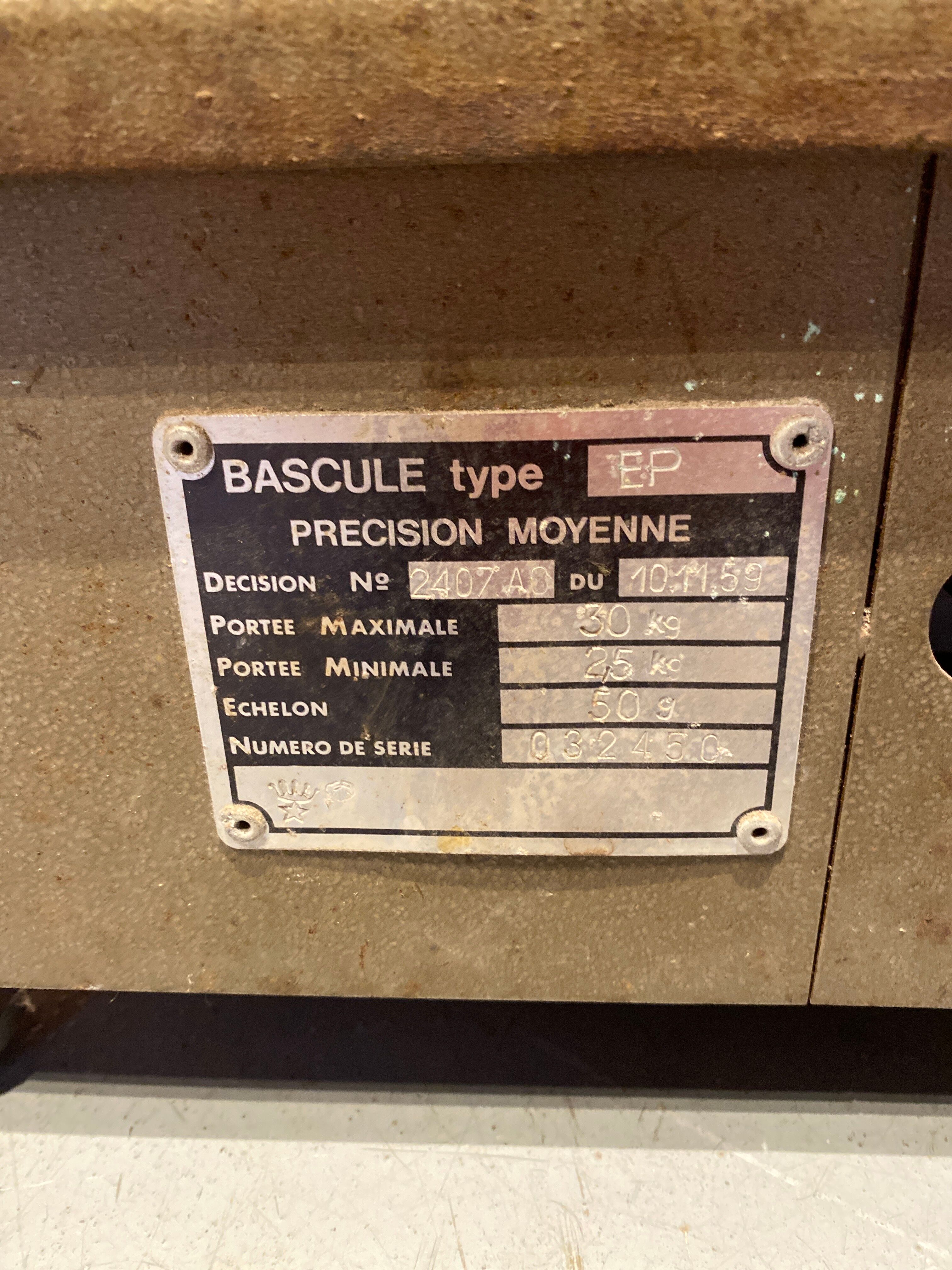 Old rocker scale type ep brand trayvou