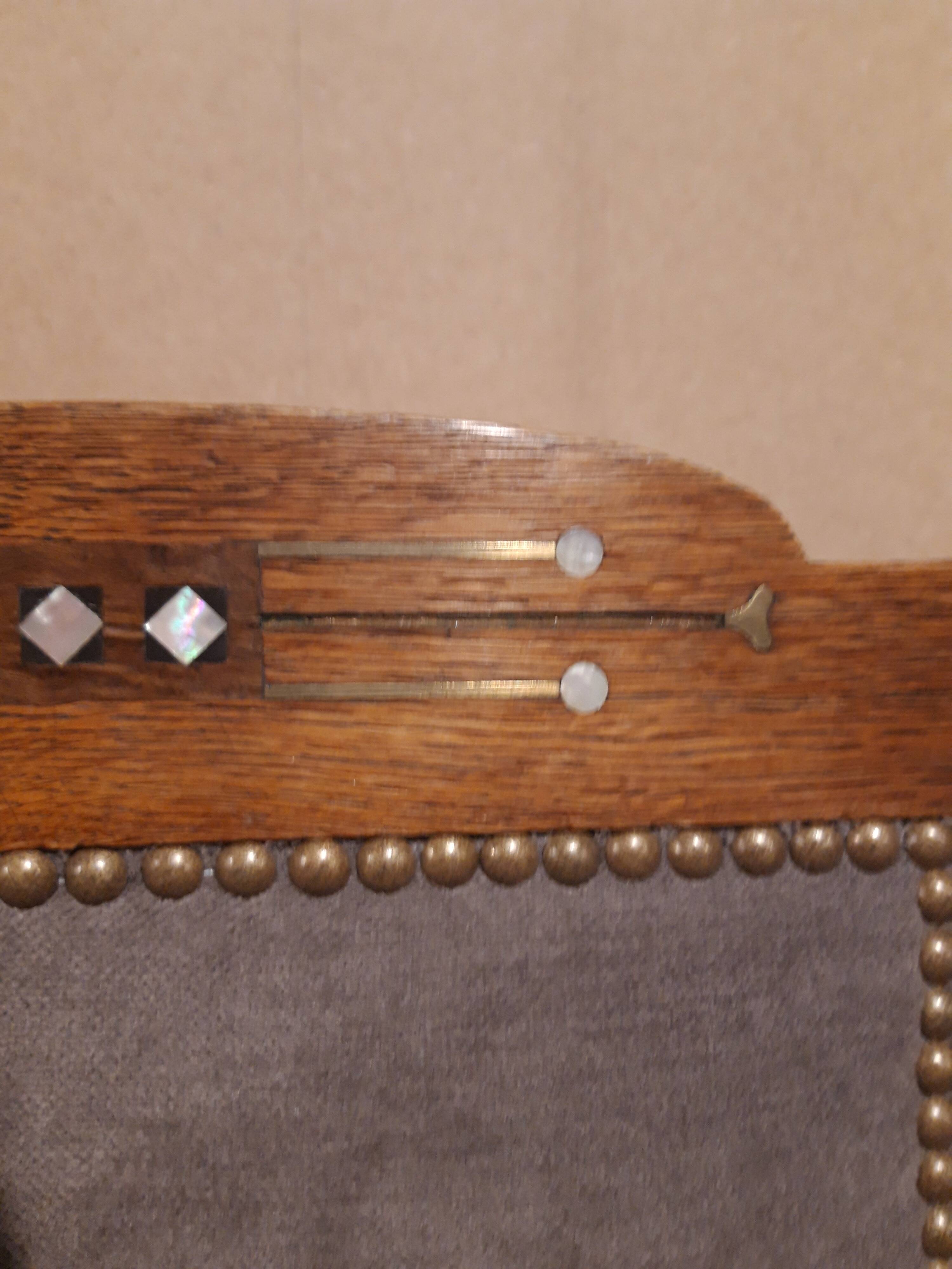 Paire d'anciens fauteuils Arts and Crafts