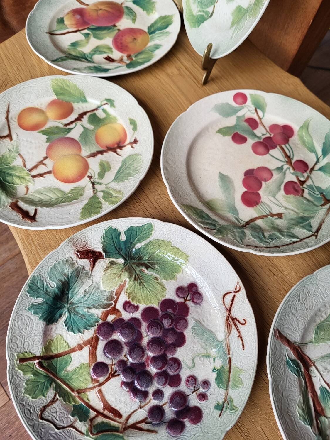 Set of 6 Art Nouveau Barbotine St Clément plates