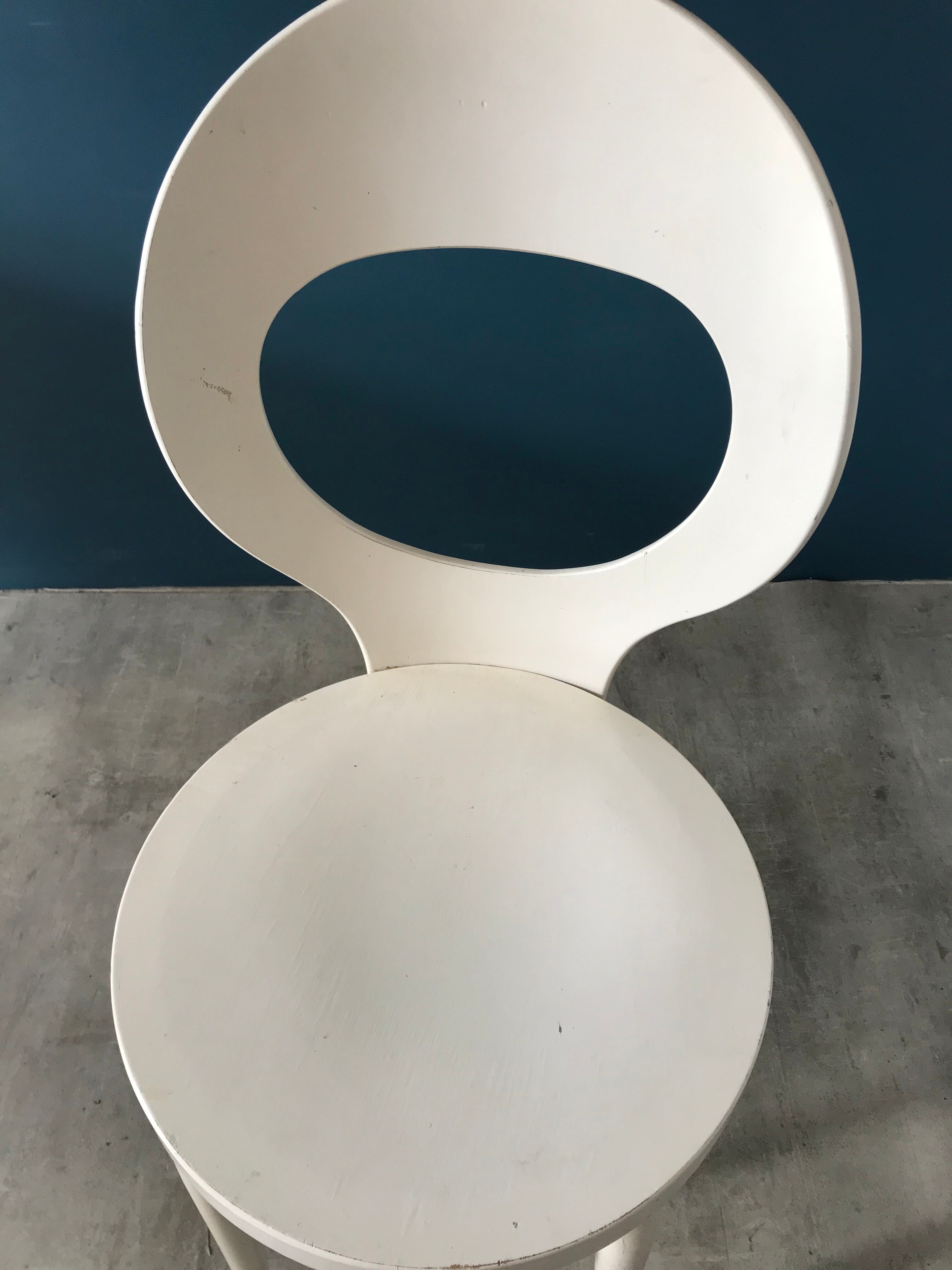 White Baumann Seagull chair