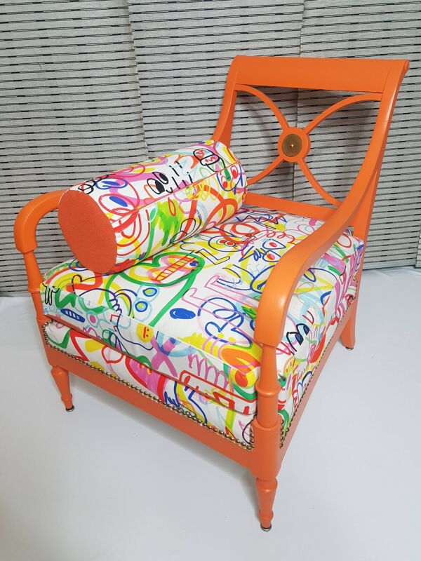 Ancien fauteuil de style colonial relooké