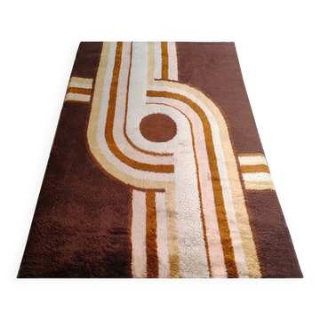 1970s Museum-Grade Avant-Garde Wool Rug The Epithet of Space Age Luxury. Ma