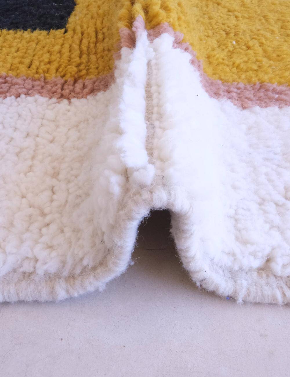 Contemporary Berber Rug - 183 x 100 cm