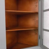 Corner cabinet