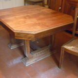 Octagonal table