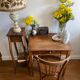 Antique table lamp in marble and tapestry