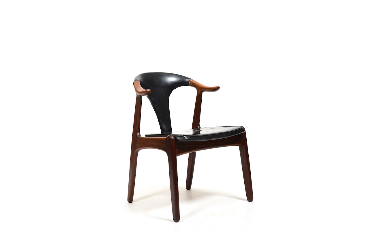 Danish Cow Horn Chair in Teak and Leather by H.P. Hansen
