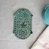 English green cast iron underside
