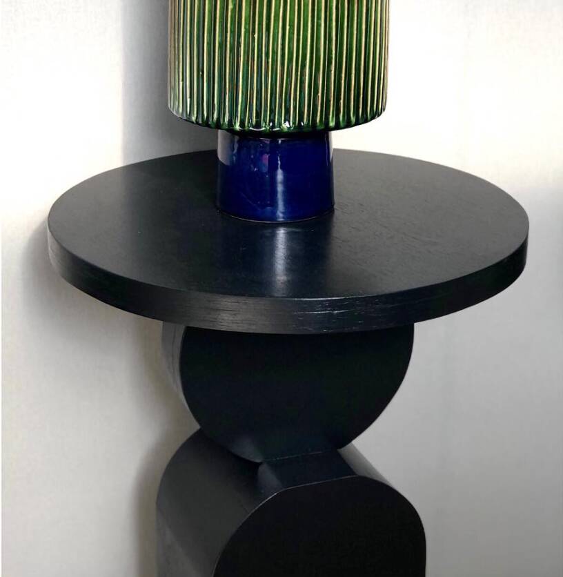 Sellette - Table d'appoint en bois teinté noir